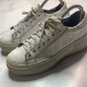 P448 Louise Womens Platform Logo Fashion Embossed